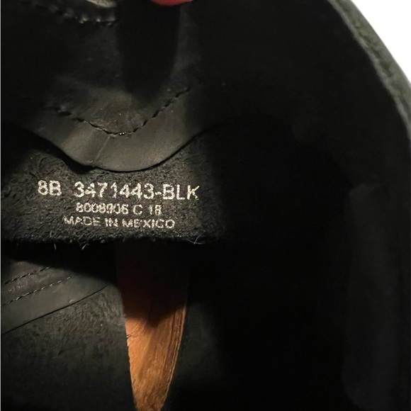 Frye women’s Anna short black boot - Picture 4 of 5